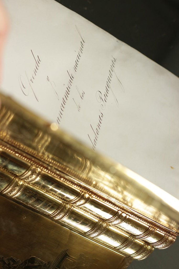 Libro-de-Oro-2